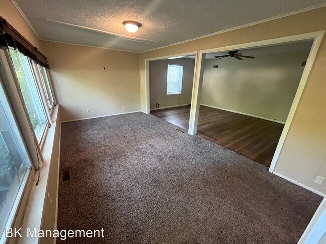 Building Photo - 4 br, 2 bath House - 516 N Salisbury St