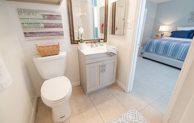 Building Photo - 7637 Harwin