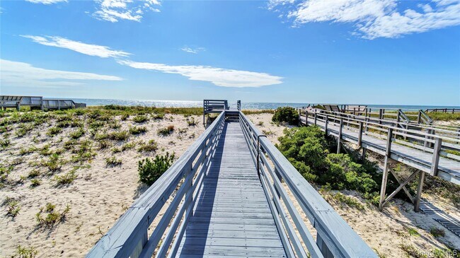 Foto del edificio - 939 Dune Rd