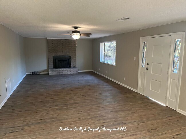 Foto del edificio - Newly Remodled Wetumpka Home