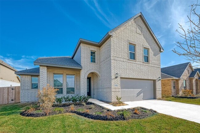 Building Photo - 2223 Rustboro Dr