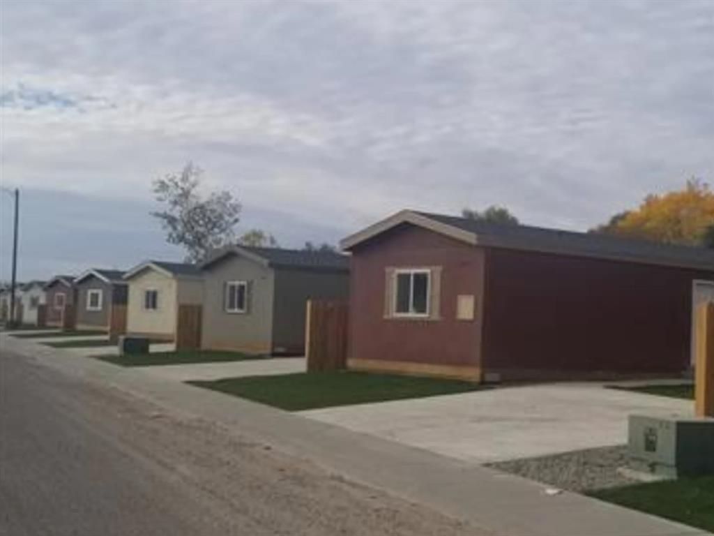 1295 SE 10th Ave, Ontario, OR 97914 Room for Rent in Ontario, OR