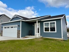 Building Photo - 1510 Wedgewood Dr