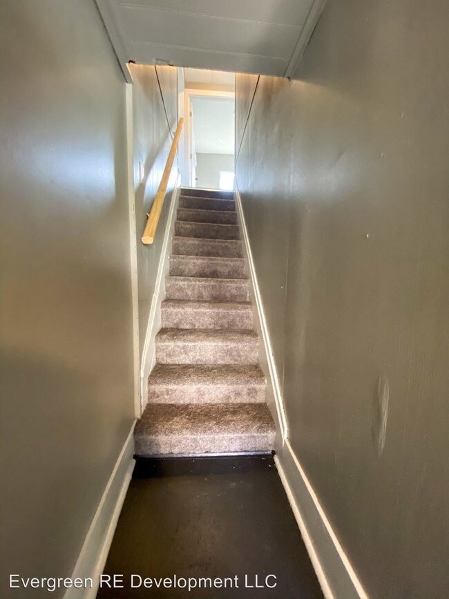 Building Photo - 347 Washington St