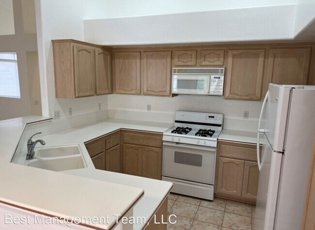 Foto del edificio - 3 br, 2 bath House - 3941 Candleglow Ct.