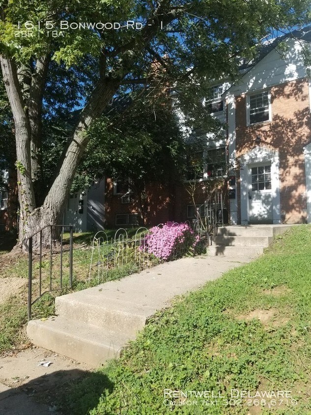 1615 Bonwood Rd Unit 1, Wilmington, DE 19805 Room for Rent in