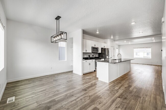 Foto del edificio - 1063 Waterway Ln
