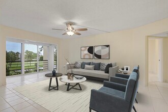 Building Photo - 3810 Via Poinciana