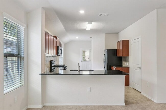 Building Photo - 3624 Black Granite Dr