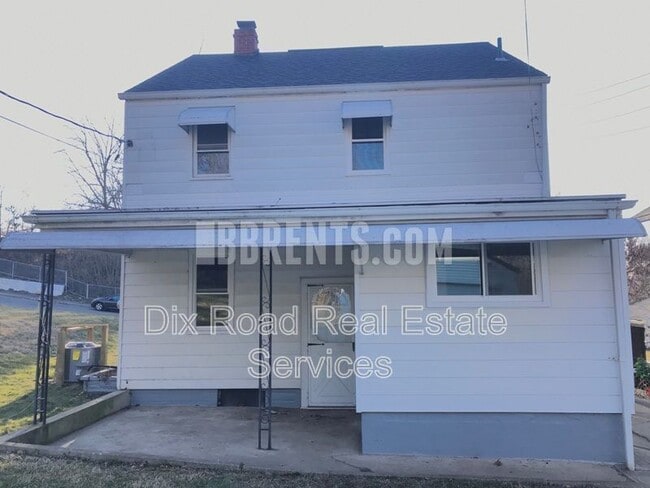 Building Photo - 348 Nassau St
