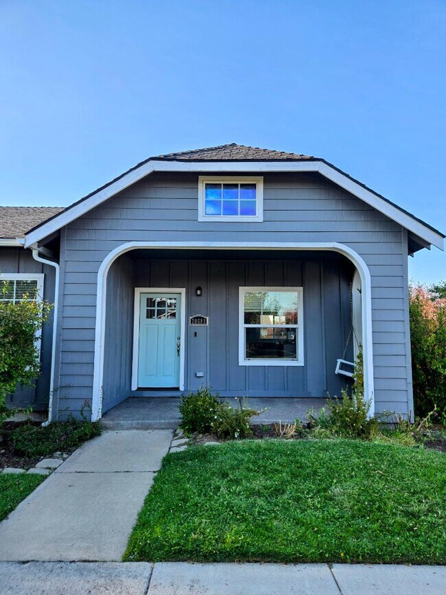 Foto del edificio - 20688 White Dove Ln