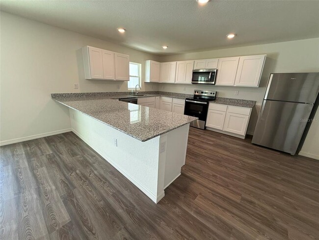 Foto del edificio - 13453 Kitchener Ave