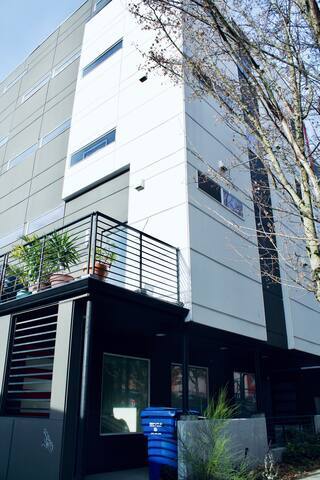 Photo - 463 14th Ave Townhome