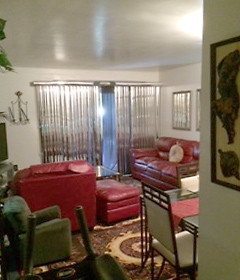 Living Room - Palisades Manor