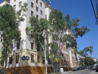 Foto principal - 3471 W 5th St