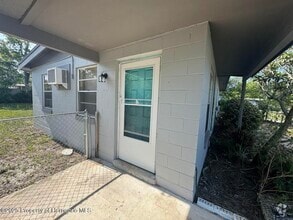 Building Photo - 6622 Talbot Cir