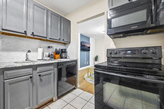Foto del edificio - 692 Smith St SW
