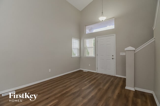 Foto del edificio - 5960 Faxon Ct