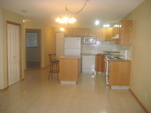 Photo du bâtiment - 2 Bed 0 Bath Unit in Red Deer, AB