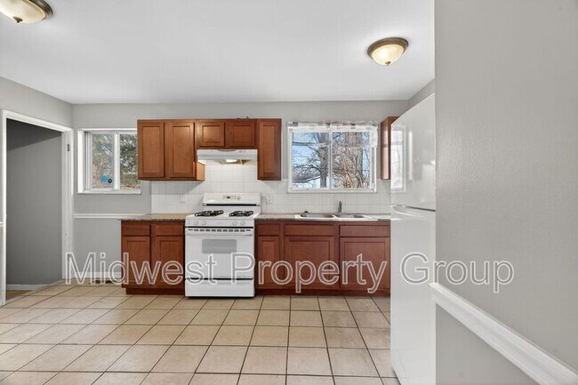 Foto del edificio - 1455 Redman Blvd