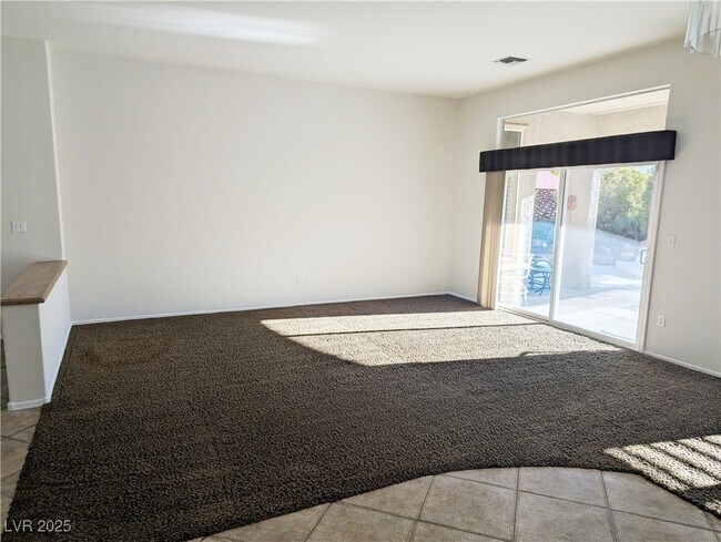 Foto del edificio - 2766 Hartwick Ln