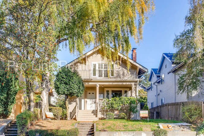 Primary Photo - 5214 15th Ave NE