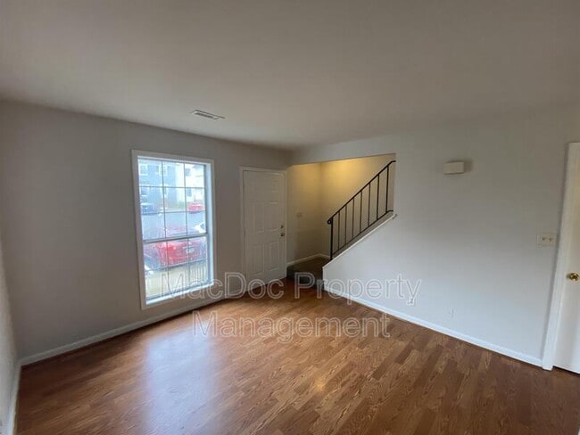 Building Photo - 109 Powhatan Ct