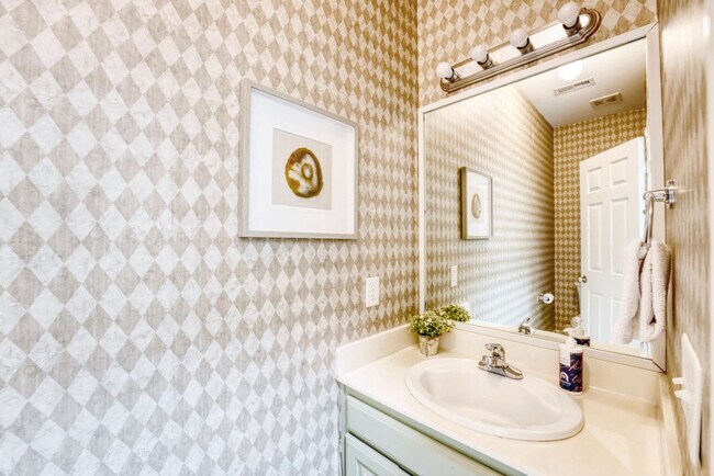 Foto del edificio - 1517 NW Bell Royal Ct