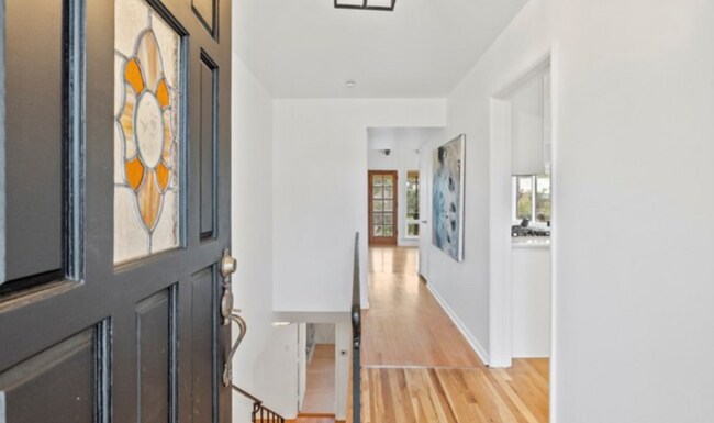 Building Photo - 859 Oreo Pl