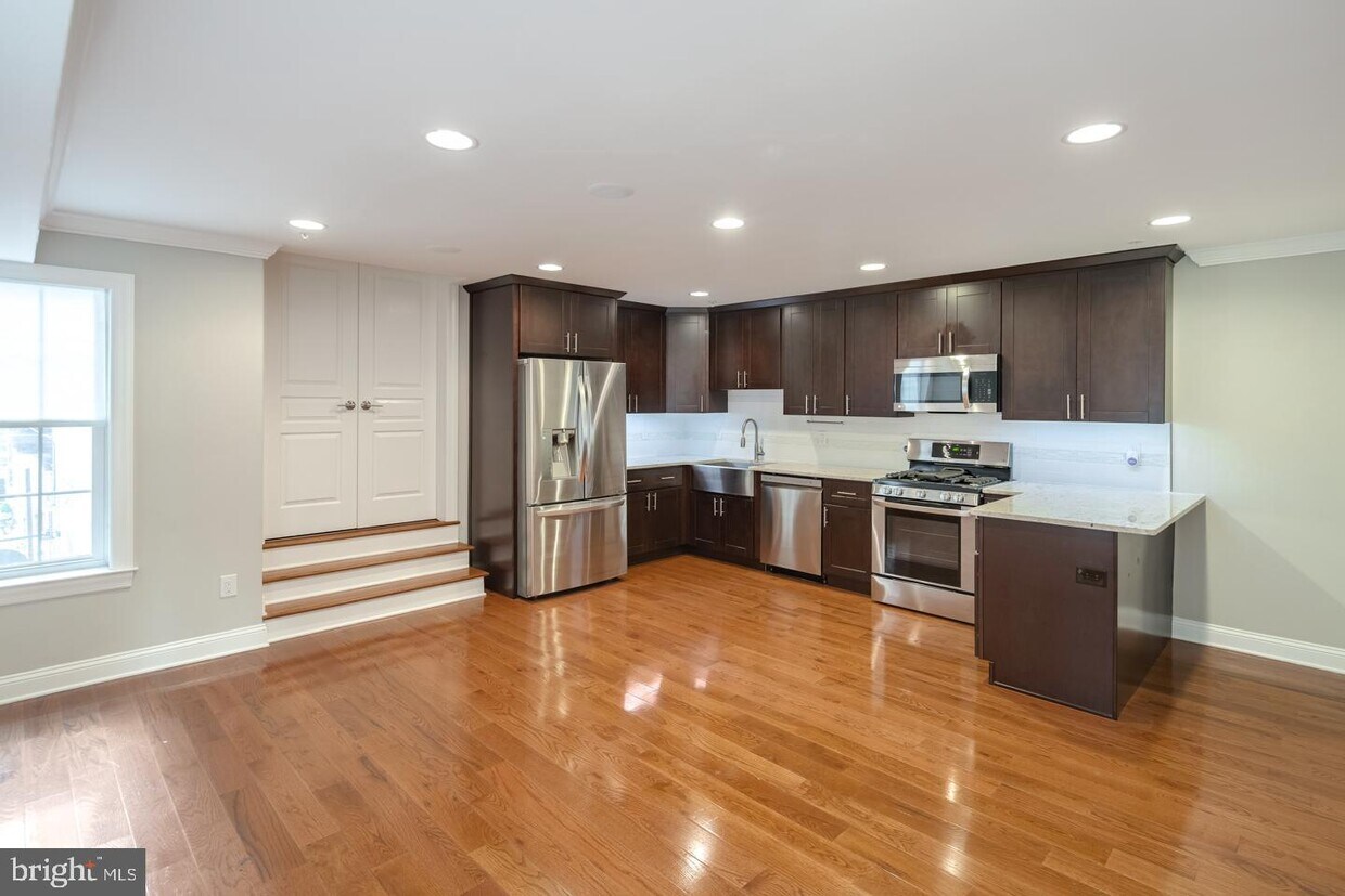 Foto principal - 1020 S 2nd St
