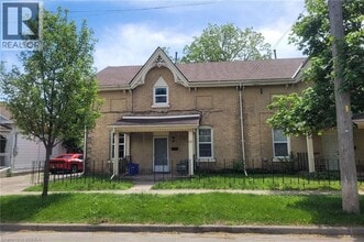 Building Photo - 65 East Ave