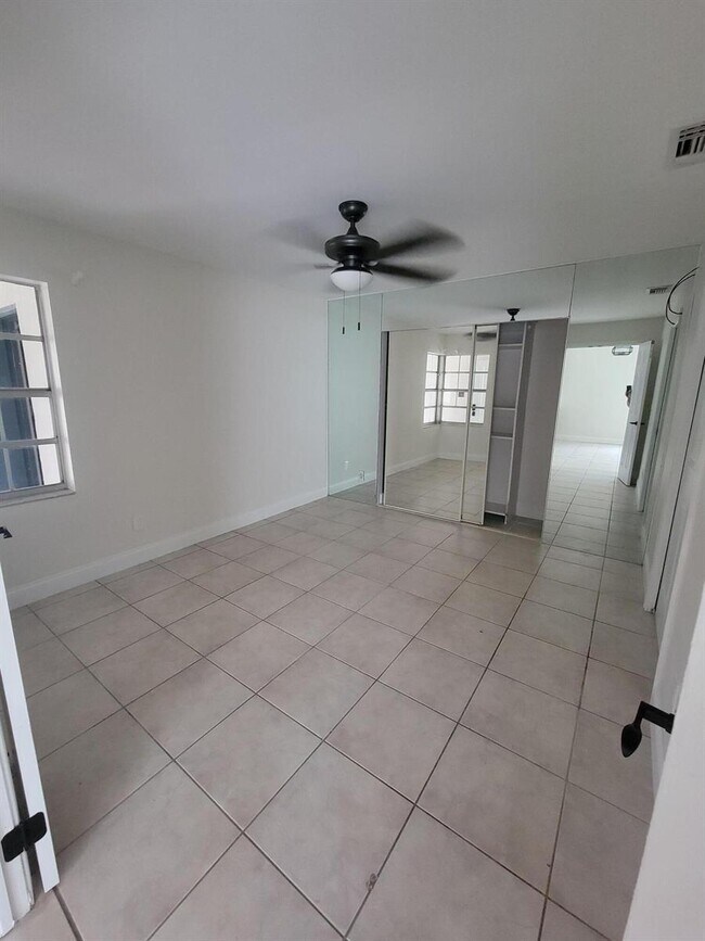 Foto del edificio - 104 Arrowhead Cir