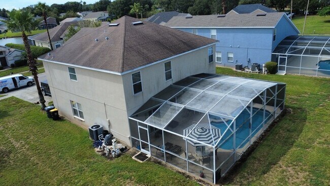 Building Photo - Partially Furnished 6 bedroom/5 Bath home