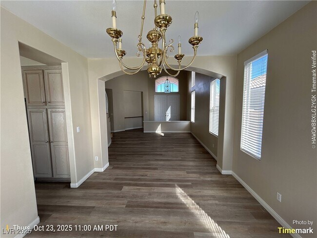 Foto del edificio - 8589 Coyote Peak Cir