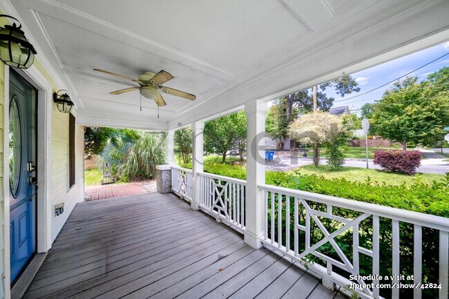Foto del edificio - 2162 Spink St NW