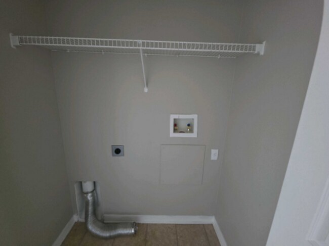 Building Photo - 6908 Waterbrook Ct