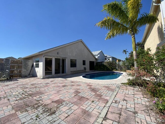 Building Photo - 22380 Sands Point Dr