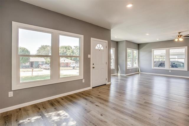 Building Photo - 1117 E Cantey St