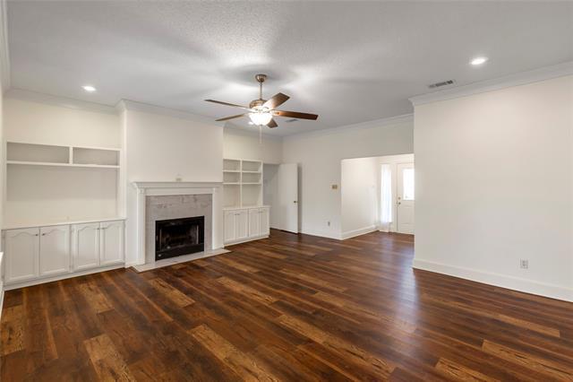 Foto del edificio - 514 Highland Oaks Dr