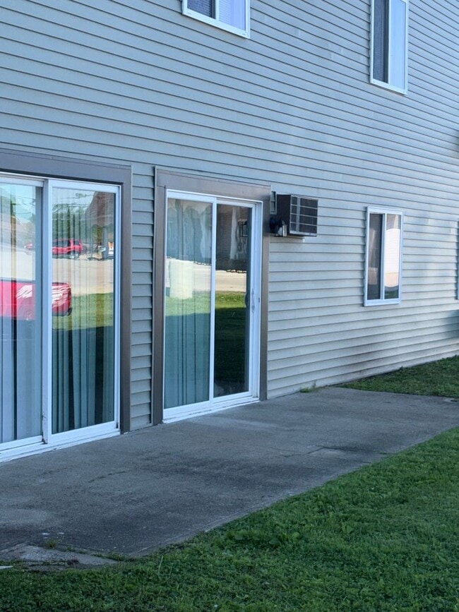 Interior Photo - The Crossings