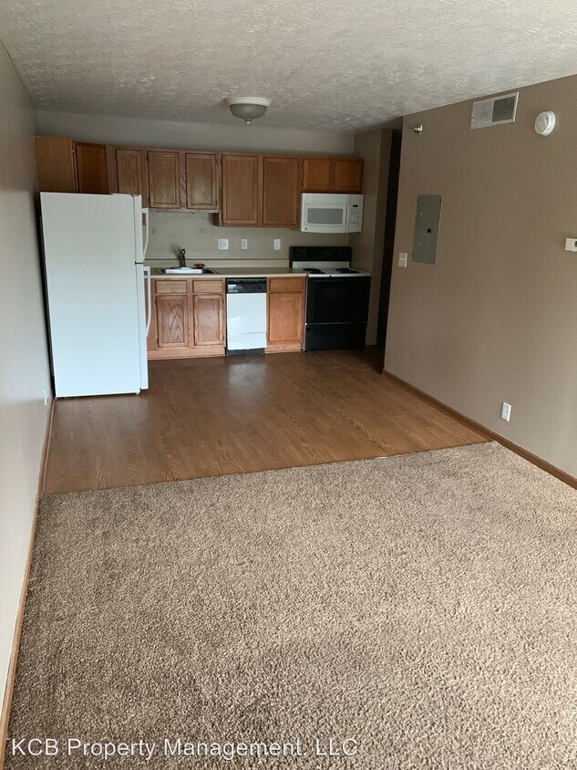 Primary Photo - 2025 Greenbush St
