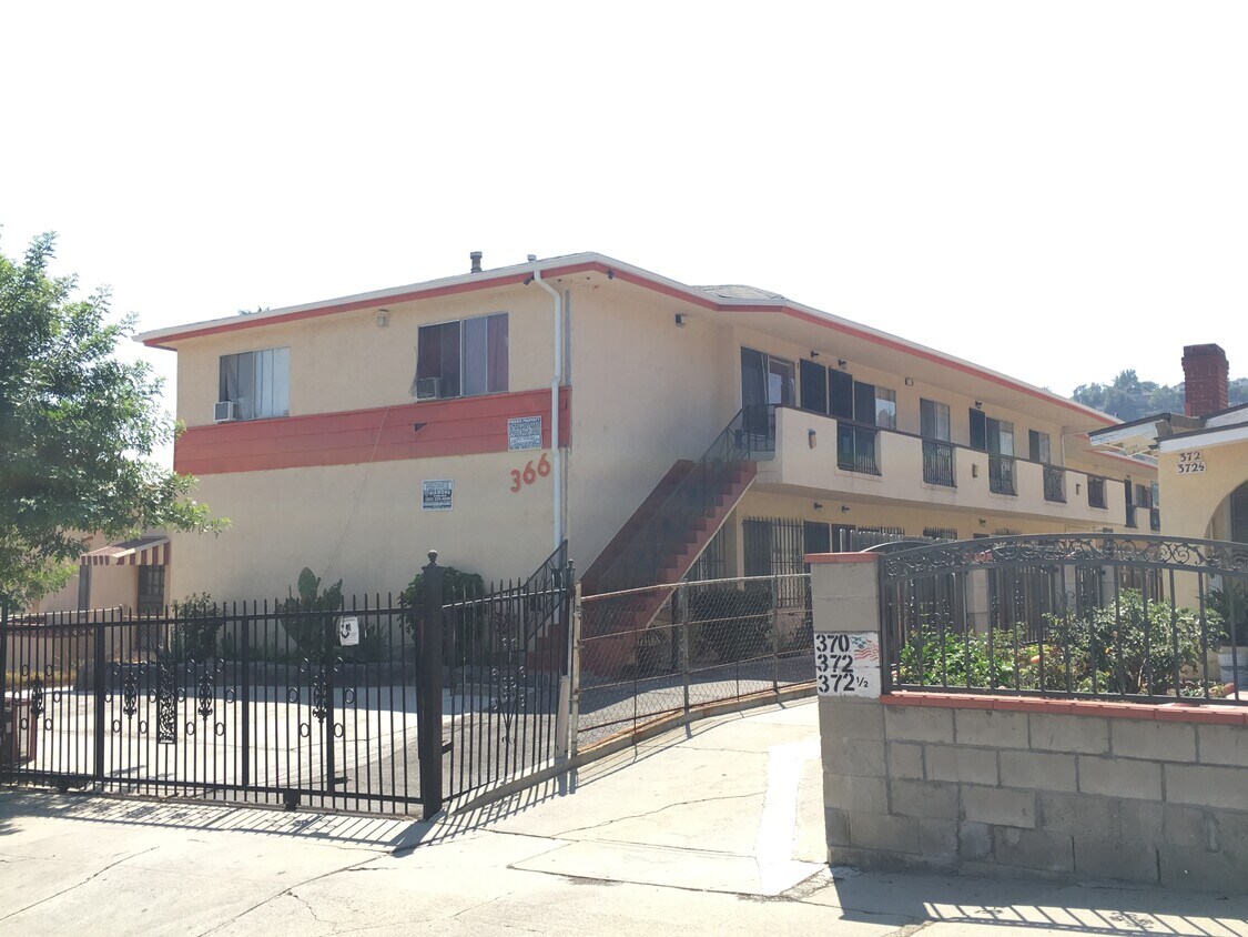 Primary Photo - 366 N Ave 51