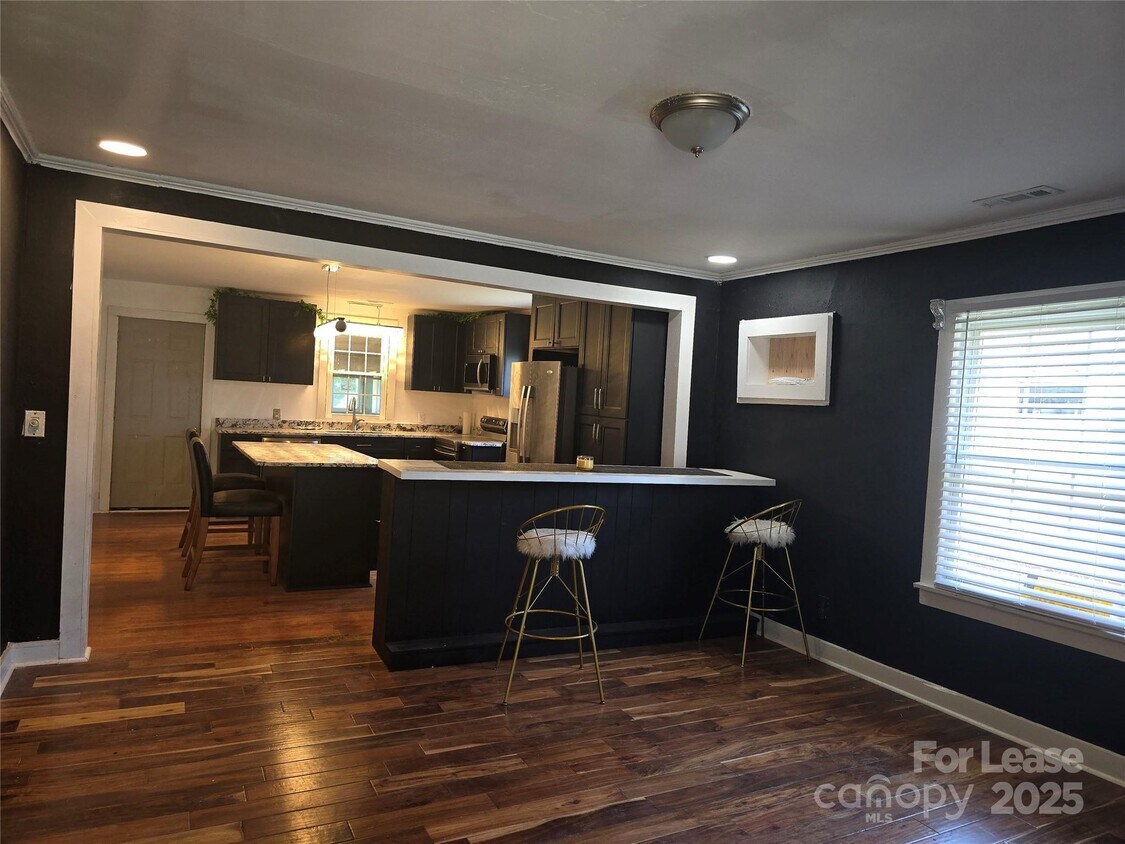 Foto principal - 2322 Augusta St