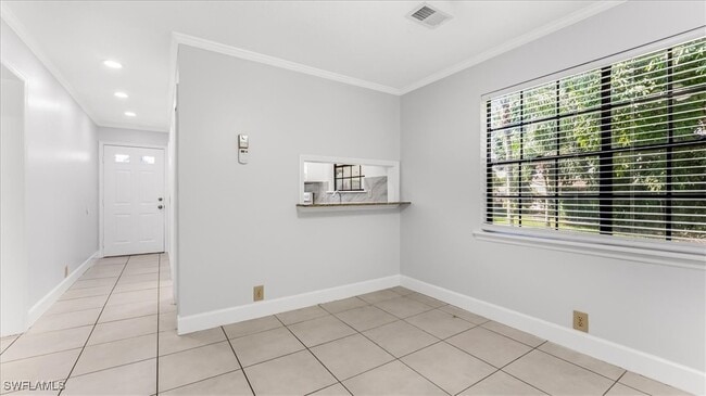 Building Photo - 5288 Treetops Dr