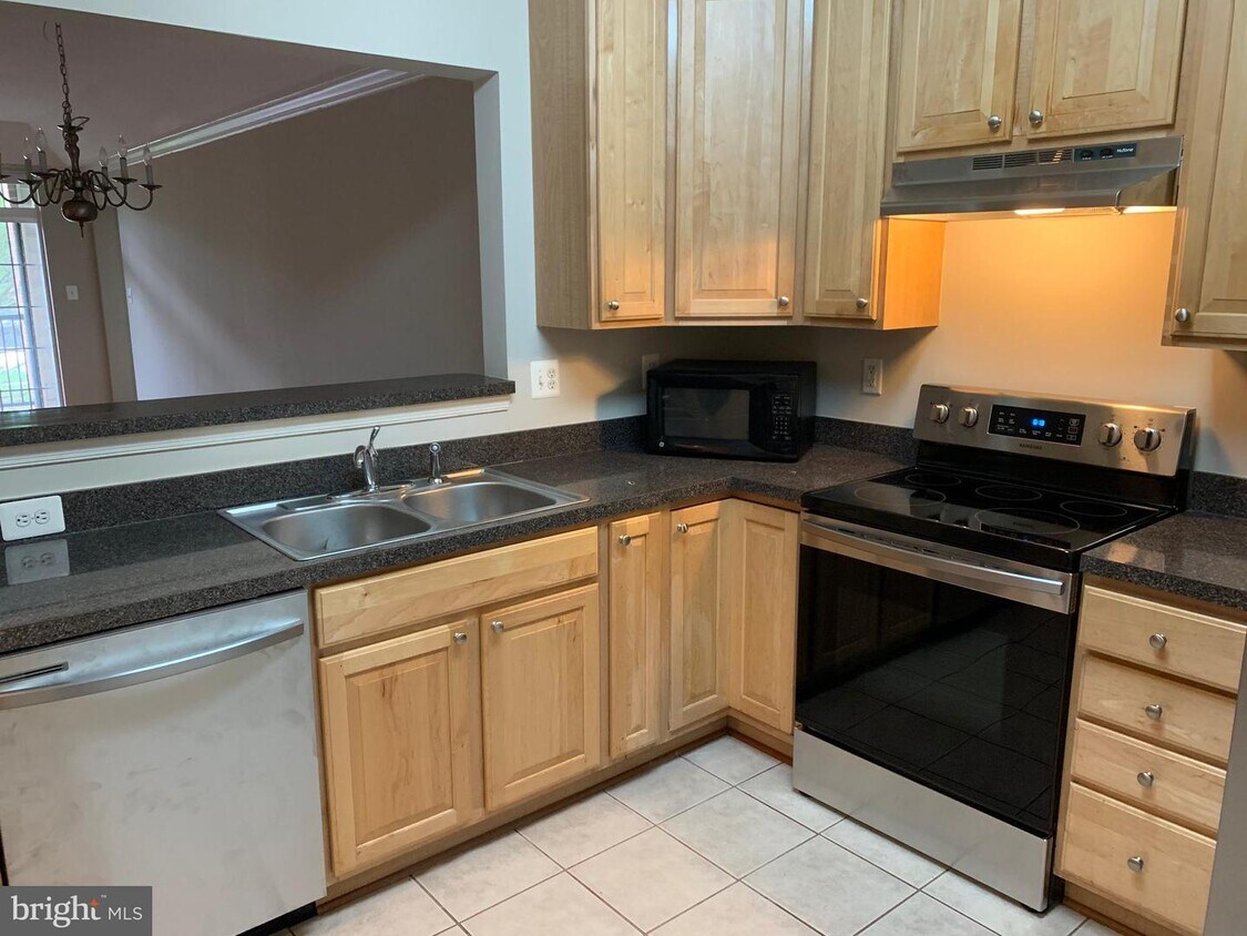 5900 Great Star Dr Unit 205B, Clarksville, MD 21029 Condo for Rent in