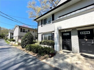 Building Photo - 6940 Roswell Rd