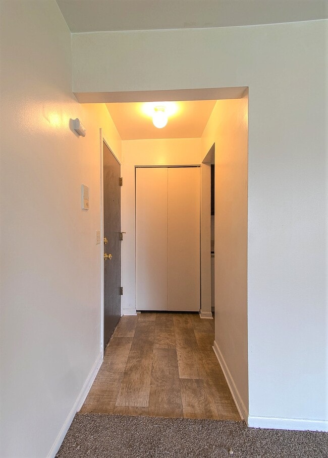 Southfield Villages Apartments in Saginaw, MI