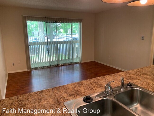Foto del edificio - 2 br, 2 bath House - 6699 Whispering Oak P...
