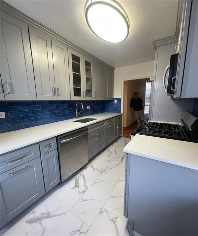 Foto del edificio - 759 E 10th St