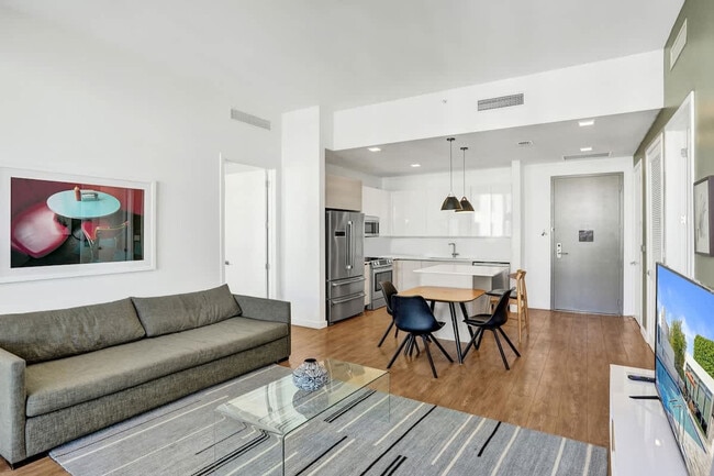 Building Photo - 1220 17th St